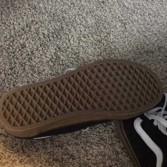 Vans - Picture 4 of 4